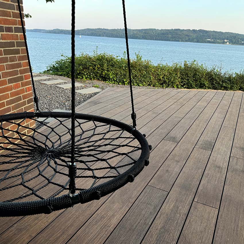 bambus-terrasse-danvaern glasvaern-atosupply03<br />
glasværn sidemonteret, glashegn sidemonteret